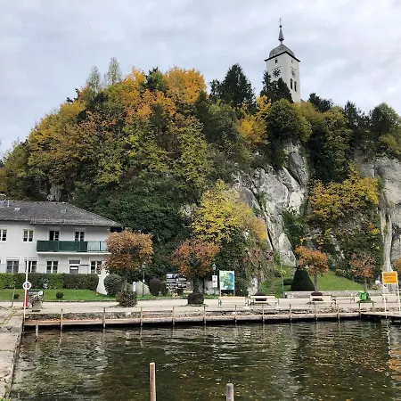 Salzkammergut, A Place To Enjoy 特劳恩基兴
